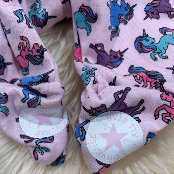 6 months baby girls Converse unicorn 🦄 printed long sleeve footie - Picture 5 of 5